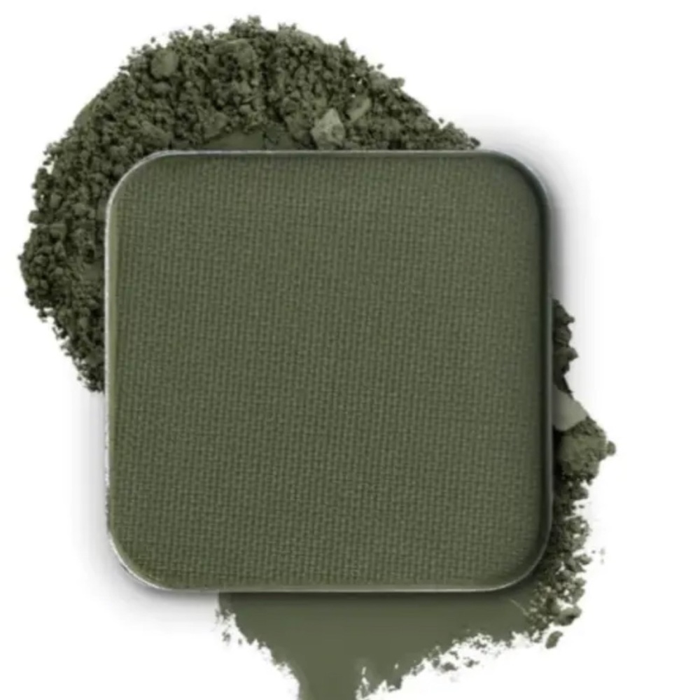NWT Full Size! MAKEUP GEEK Square Matte Eyeshadow “SPILLED TEA”